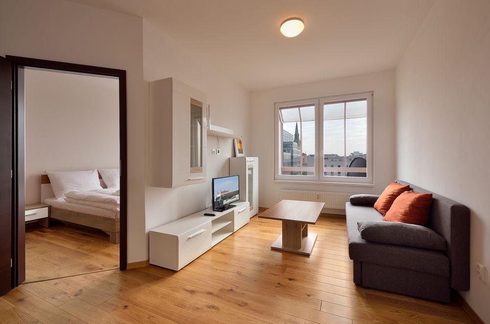 Twin City Rooftop By Ambiente Bratislava Luaran gambar