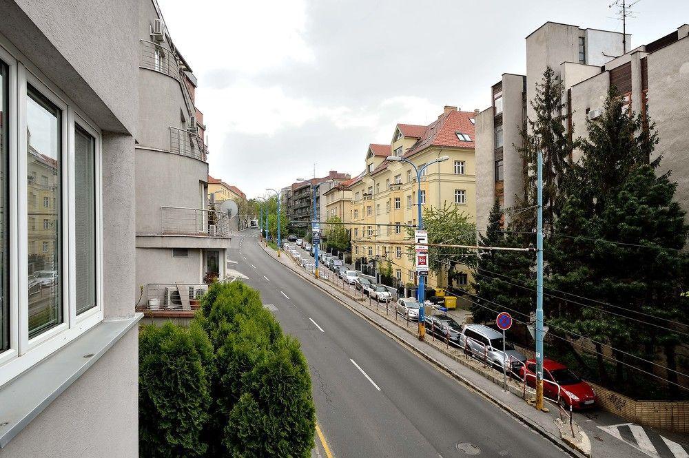 Twin City Rooftop By Ambiente Bratislava Luaran gambar