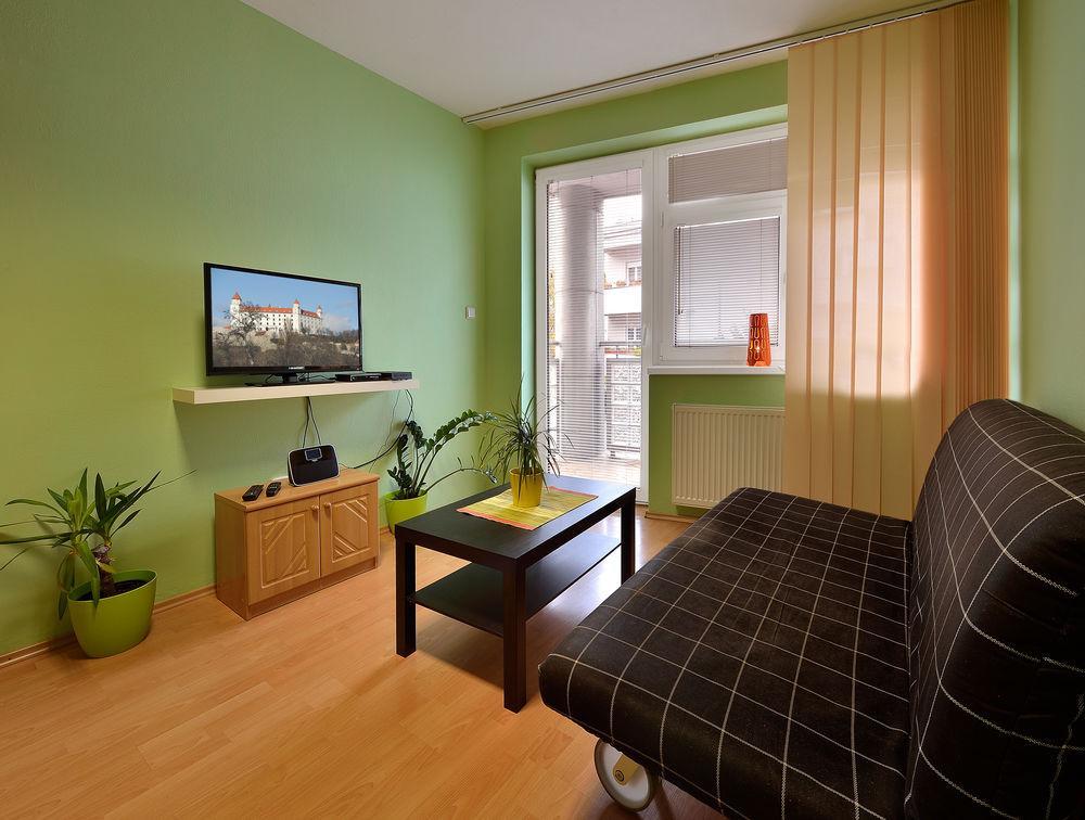 Twin City Rooftop By Ambiente Bratislava Luaran gambar
