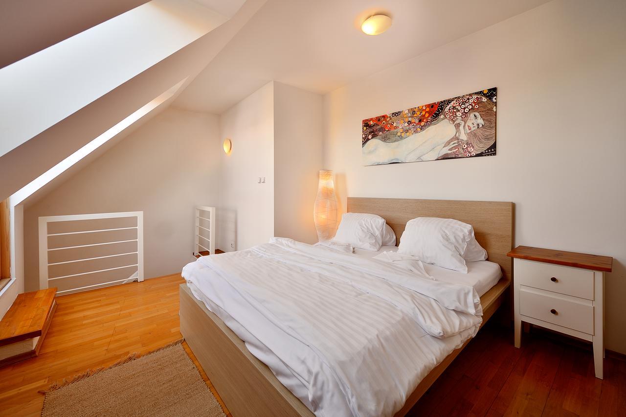 Twin City Rooftop By Ambiente Bratislava Luaran gambar